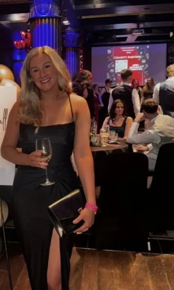 Kayleigh, the owner of Cava Crew